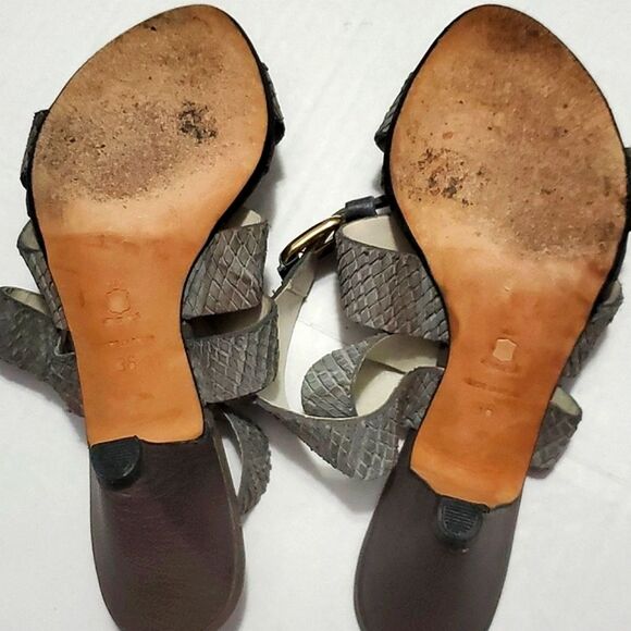 Joy & Peace Gray Textured Snakeskin Leather Crossed Strappy Sandals - Picture 9 of 11